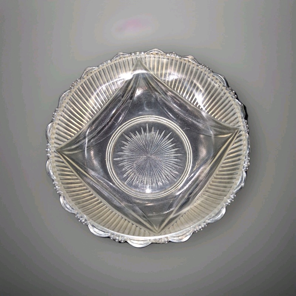 Starburst Elegant Fluted Edge Glass Bowl Ridged Sides 7.5" Diameter‎